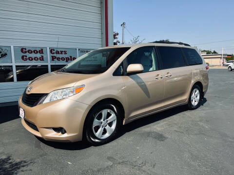 2013 Toyota Sienna for sale at Good Cars Good People in Salem OR