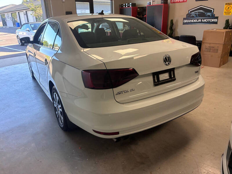 2015 Volkswagen Jetta