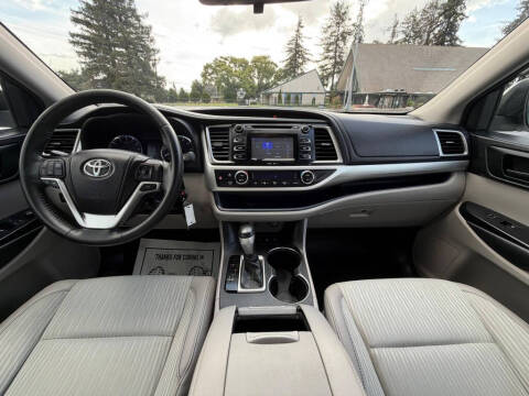 2014 Toyota Highlander LE Plus