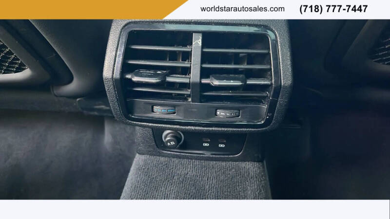 2022 Audi Q3 quattro Premium Plus 40 TFSI