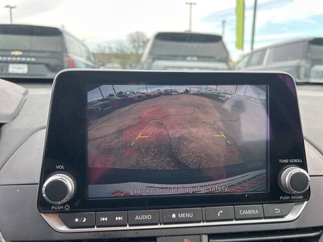 2024 Nissan Altima 2.5 SV