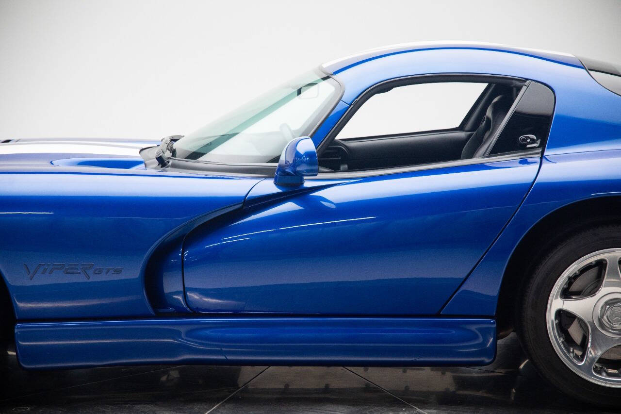 1997 Dodge Viper 15