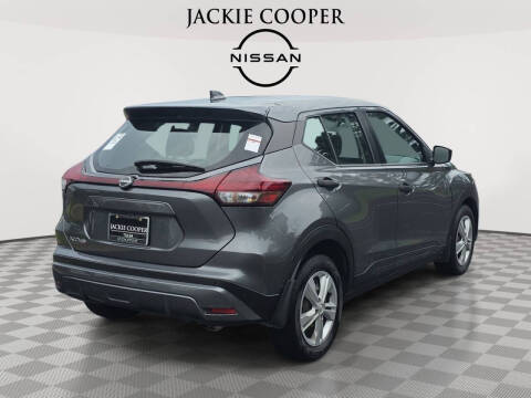 2023 Nissan Kicks S