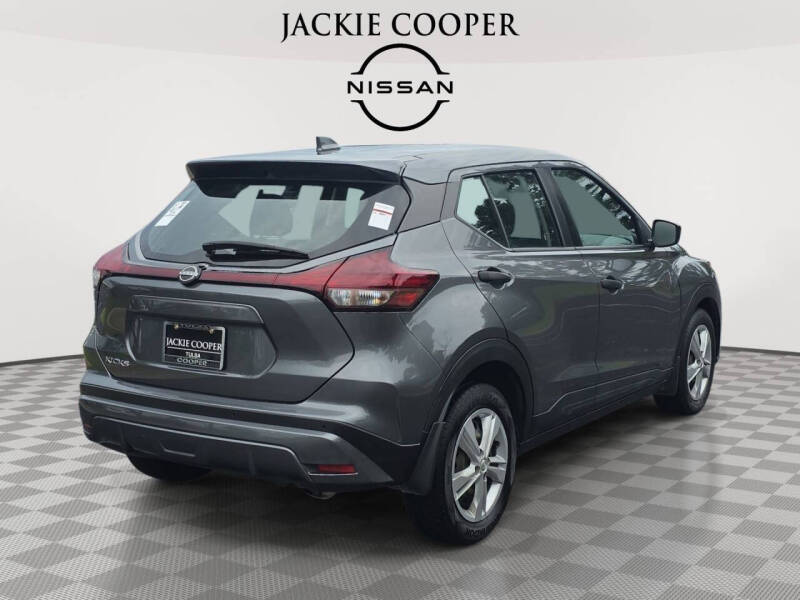 2023 Nissan Kicks S