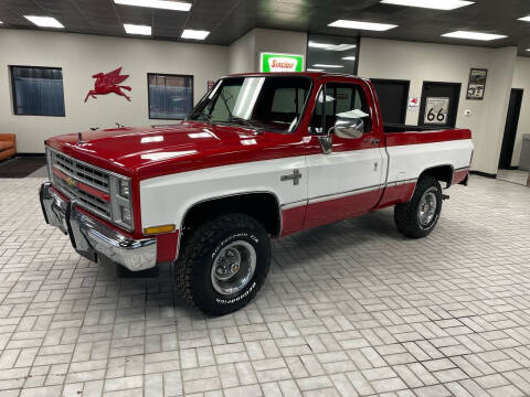 1987 CHEVROLET V10 SILVERADO available for Auction