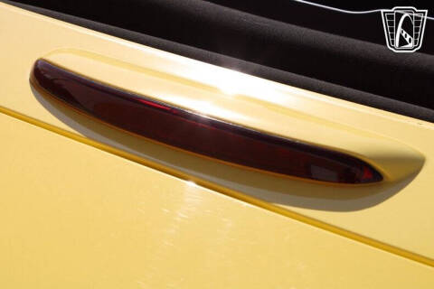 2004 Ford Thunderbird Deluxe