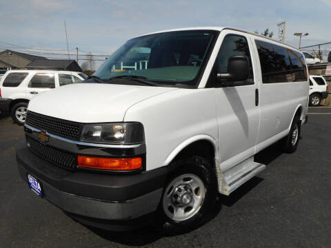 2017 Chevrolet Express LT 3500