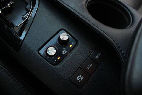 2013 Toyota Avalon Hybrid XLE Touring