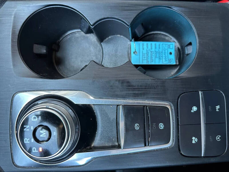 2020 Ford Escape Titanium