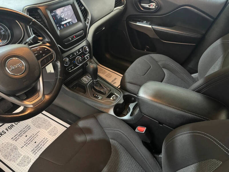 2020 Jeep Cherokee Latitude