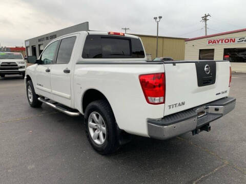 2010 Nissan Titan SE