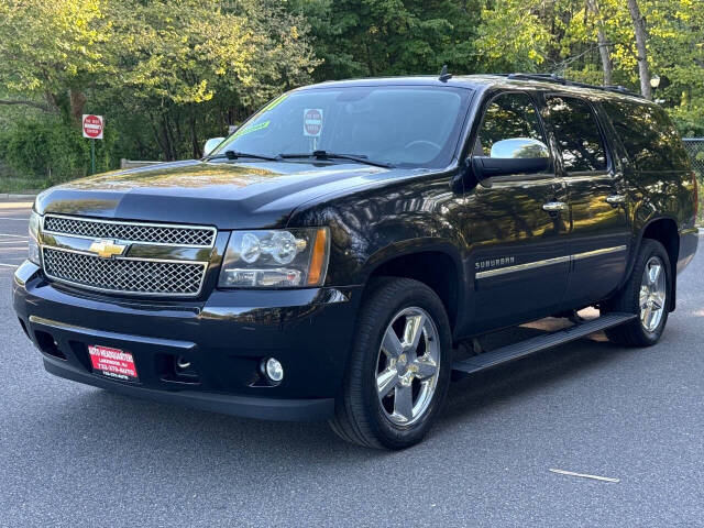2011 Chevrolet Suburban 4WD 1500 LTZ's photo