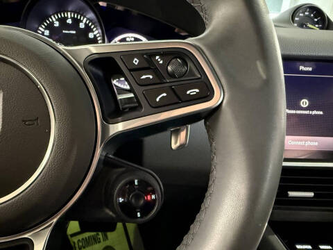 2022 Porsche Cayenne E-Hybrid Coupe