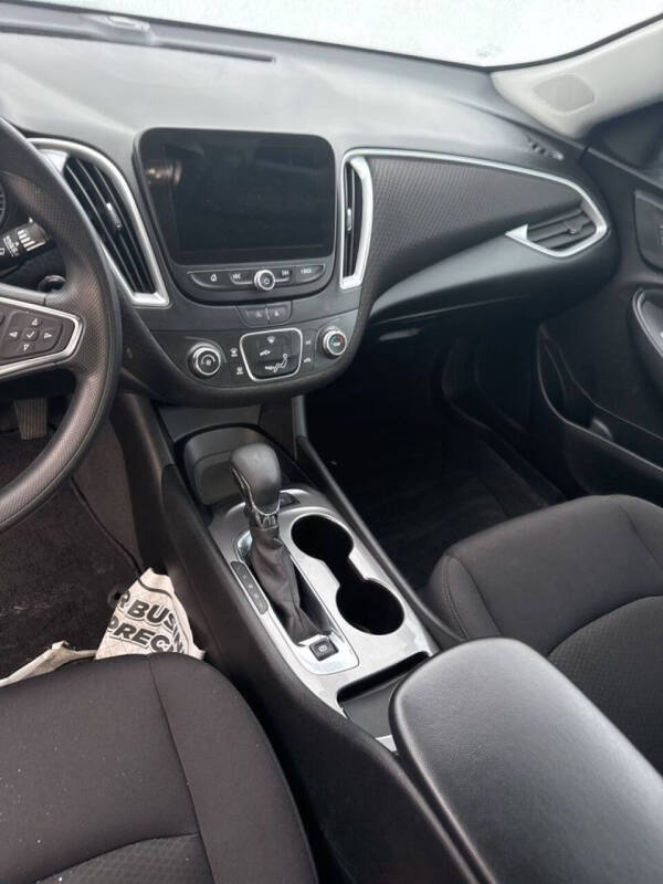 2024 Chevrolet Malibu LS