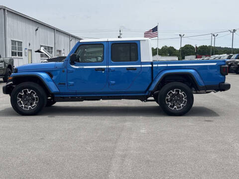 2026 Jeep Gladiator Sahara