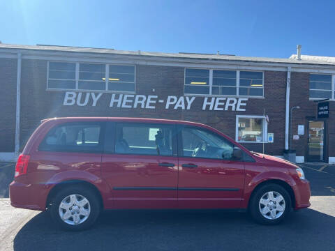 2013 Dodge Grand Caravan for sale at Kar Mart in Milan IL