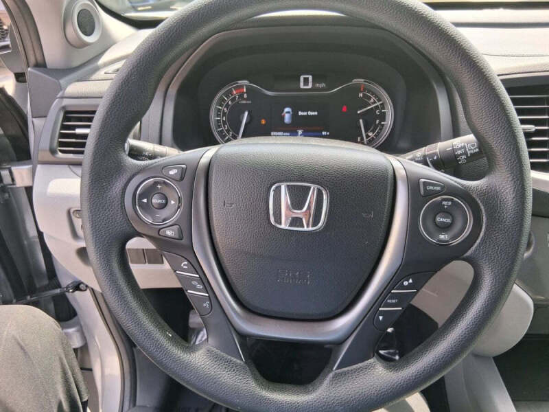 2017 Honda Pilot EX