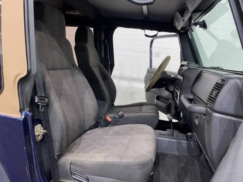 2004 Jeep Wrangler X