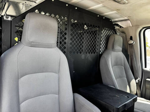 2010 Ford E-Series E-250