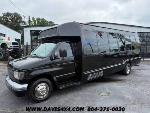 2005 Ford E-Series E-450 SD