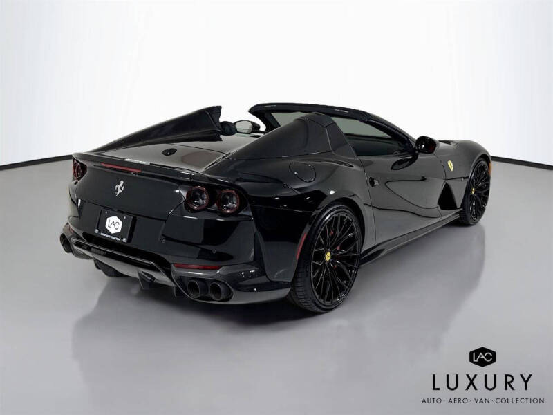 2021 Ferrari 812 GTS
