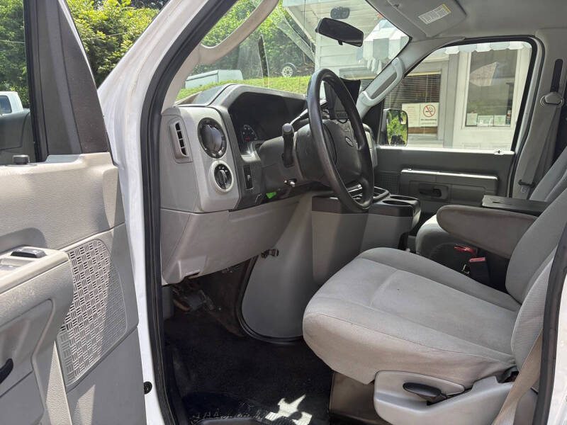 2014 Ford E-Series