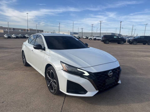 2023 Nissan Altima 2.5 SR