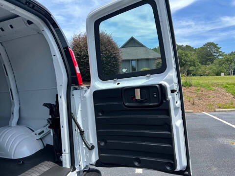 2026 Chevrolet Express 2500