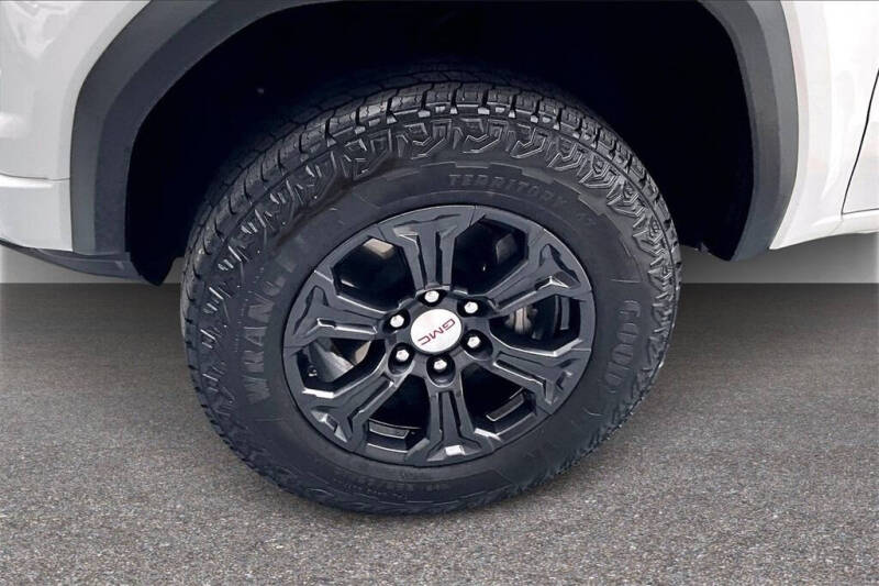 2024 GMC Canyon Elevation