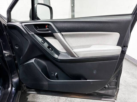 2016 Subaru Forester 2.5i