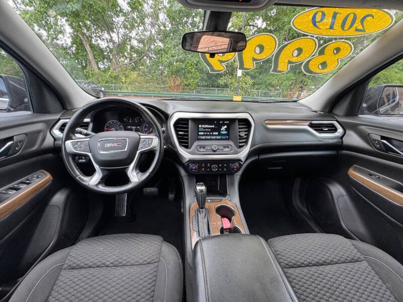 2019 GMC Acadia SLE-1