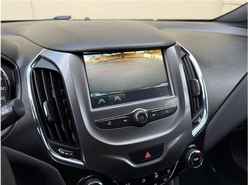 2017 Chevrolet Cruze LT Manual