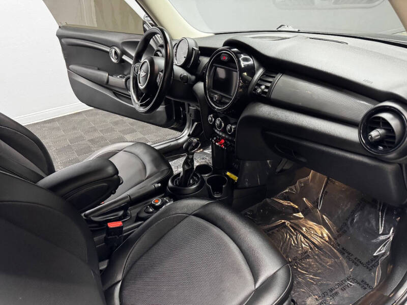 2018 MINI Hardtop 2 Door Cooper