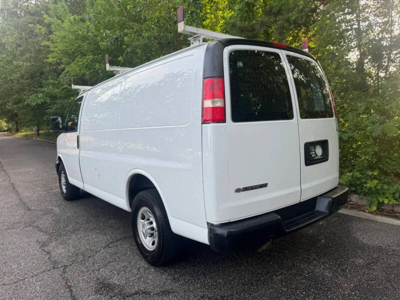 2017 Chevrolet Express 2500