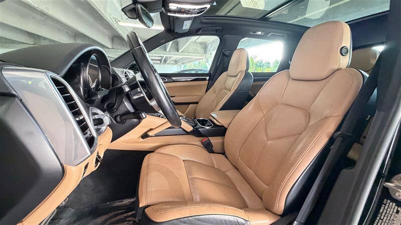2016 Porsche Cayenne S