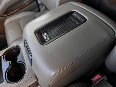 2016 GMC Yukon XL SLT