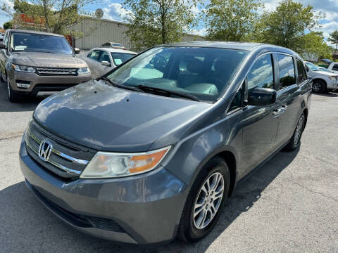 2013 Honda Odyssey for sale at Diana rico llc in Dalton GA