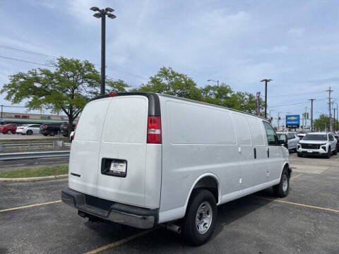 2025 Chevrolet Express 3500