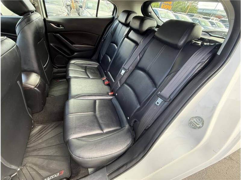 2017 Mazda MAZDA3 Touring 2.5