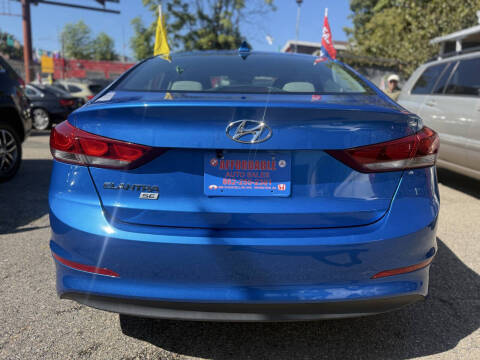 2017 Hyundai Elantra SE