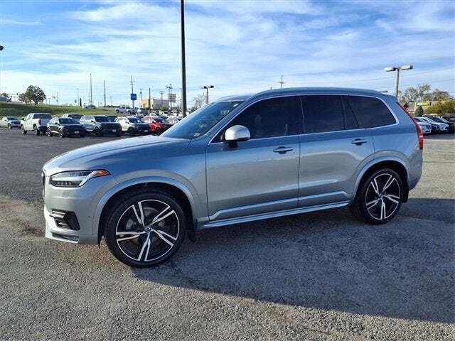 2019 Volvo XC90 T5 R-Design