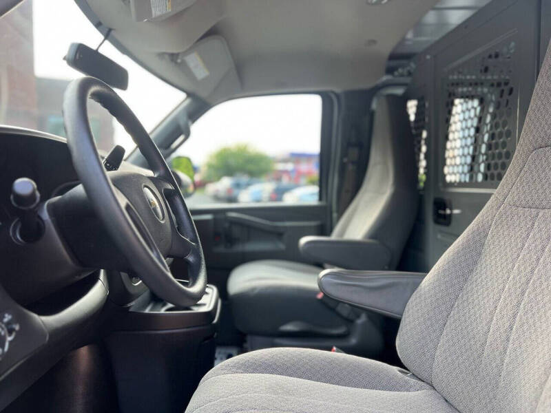 2018 Chevrolet Express 2500