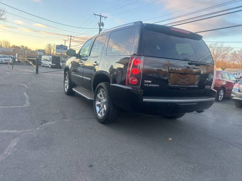 2009 GMC Yukon Denali