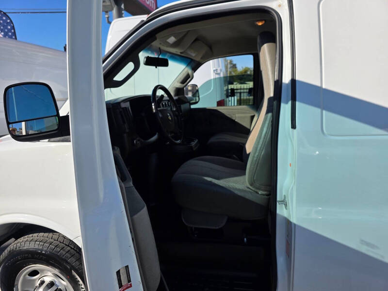 2020 Chevrolet Express 2500