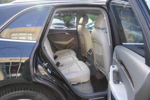 2012 Audi Q5 3.2 quattro Premium Plus