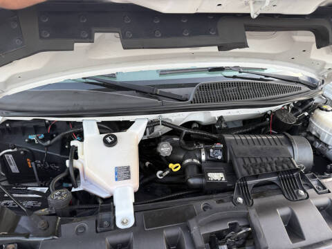 2018 GMC Savana 2500