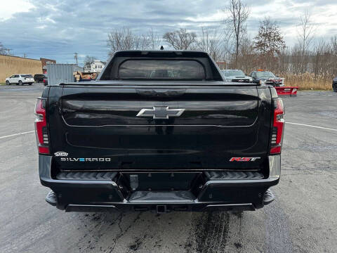 2024 Chevrolet Silverado EV RST