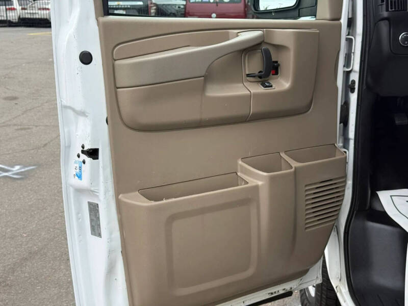 2015 Chevrolet Express 2500