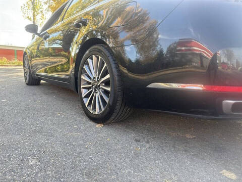 2017 Kia Cadenza Premium