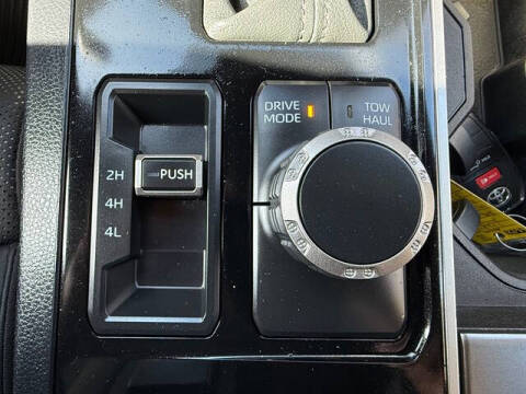 2025 Toyota Sequoia SR5